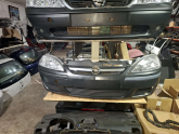 ÖZMEN OPEL CORSA C COMBO ÖN TAMPON SAĞ SOL FAR PANJUR IZGARA