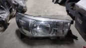 Oto Çıkma Parça / Toyota / Hilux / Far & Stop / Sağ Ön Far / Çıkma Parça 