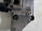 Oto Çıkma Parça / Renault / Laguna / Motor / Takozu & Kulağı / Çıkma Parça 