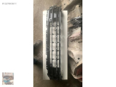 5C6853671P vw jetta ön tampon orta ızgara