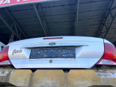 Ford Focus 1 bagaj kapagı