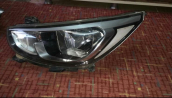 Hyundai Accent Blue İçin Çıkma Sağ Ön Far Parçası