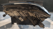 Oto Çıkma Parça / Volkswagen / Passat / Far & Stop / Sağ Ön Far / Çıkma Parça 