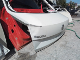 Oto Çıkma Parça / Skoda / Octavia / Kaporta & Karoser / Bagaj Kapağı / Çıkma Parça 