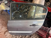 Oto Çıkma Parça / Renault / Megane / Kaporta & Karoser / Sağ Arka Kapı / Çıkma Parça 