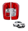 NİSSAN NAVARA 15- SAĞ STOP LAMBASI