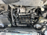 Peugeot.  407.  Motor dolu