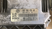 Oto Çıkma Parça / Volkswagen / Passat / Beyin / Motor Beyni / Çıkma Parça 