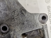Oto Çıkma Parça / Volkswagen / Passat / Motor / Bağlantı Braketi / Çıkma Parça 