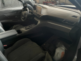 Hurda Belgeli Araçlar / Peugeot / 3008