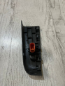 Oto Çıkma Parça / Ford / Tourneo Courier / Oto Cam / Cam Düğmesi / Çıkma Parça 