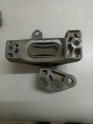 Oto Çıkma Parça / Opel / Vectra / Motor / Takozu & Kulağı / Çıkma Parça 
