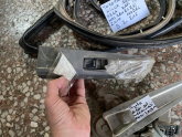 Oto Çıkma Parça / Toyota / Hilux / Oto Cam / Cam Krikosu / Çıkma Parça 