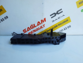 Oto Çıkma Parça / Renault / Clio / Tampon / Tutucu Braketi / Çıkma Parça 