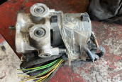 Oto Çıkma Parça / Mercedes / C180 / ABS / ABS Beyni / Çıkma Parça 