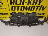 Oto Çıkma Parça / Renault / Megane / Kaporta & Karoser / Panjur / Çıkma Parça 