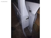 Oto Çıkma Parça / Ford / Tourneo Connect / Kaporta & Karoser / Sağ Ön Kapı / Çıkma Parça 