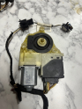 Oto Çıkma Parça / Volkswagen / Passat / Oto Cam / Cam Motoru / Çıkma Parça 