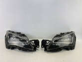 Oto Çıkma Parça / Seat / Leon / Far & Stop / Sol Ön Far / Çıkma Parça 