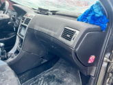 Peugeot 307 ön göğüslük