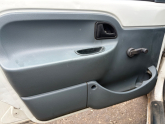Oto Çıkma Parça / Renault / Kangoo / Kaporta & Karoser / Sol Ön Kapı / Çıkma Parça 
