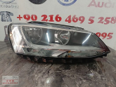 Volkswagen Jetta sağ ön far