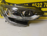 Oto Çıkma Parça / Renault / Megane / Far & Stop / Sağ Ön Far / Çıkma Parça 