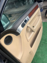 VOLKSWAGEN TOUAREG SAĞ ÖN KAPI DÖŞEMESİ