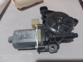 Oto Çıkma Parça / Audi / A4 / Oto Cam / Cam Motoru / Sıfır Parça 