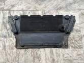 Oto Çıkma Parça / Audi / A5 / Motor / Alt Muhafaza / Çıkma Parça 