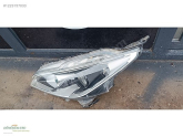 Oto Çıkma Parça / Peugeot / 208 / Far & Stop / Sol Ön Far / Çıkma Parça 