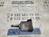 Oto Çıkma Parça / Renault / Clio / Tampon / Çeki Demir Kapağı / Çıkma Parça 