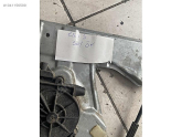 Oto Çıkma Parça / Renault / Clio / Oto Cam / Cam Krikosu / Çıkma Parça 