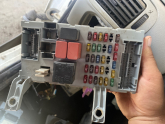 Oto Çıkma Parça / Fiat / Albea / Elektrik / Sigorta Kutusu / Çıkma Parça 