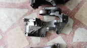 Oto Çıkma Parça / Volkswagen / Bora / Motor / Takozu & Kulağı / Çıkma Parça 