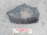 Oto Çıkma Parça / Mercedes / C Serisi / Kaporta & Karoser / Davlumbaz / Çıkma Parça 