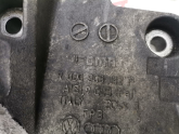 Oto Çıkma Parça / Volkswagen / Jetta / Motor / Bağlantı Braketi / Çıkma Parça 