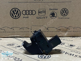 Oto Çıkma Parça / Skoda / Karoq / Oto Cam / Cam Düğmesi / Sıfır Parça 