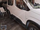 Oto Çıkma Parça / Peugeot / Rifter / Kaporta & Karoser / Sağ Ön Kapı / Çıkma Parça 