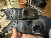 Oto Çıkma Parça / Opel / Astra / Oto Cam / Cam Düğmesi / Çıkma Parça 