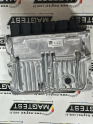 BMW 5 G30 520d Motor  0281039337 7827050 MOTOR BEYNİ
