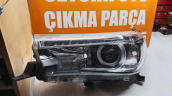 Oto Çıkma Parça / Toyota / Hilux / Far & Stop / Sol Ön Far / Çıkma Parça 