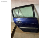 Megan 2 hatchback sağ arka dolu kapı çıkma orijinal