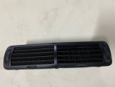 Oto Çıkma Parça / Volkswagen / Passat / Kalorifer / Kalorifer Izgarası / Çıkma Parça 