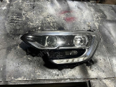 Oto Çıkma Parça / Renault / Megane / Far & Stop / Sağ Ön Far / Çıkma Parça 