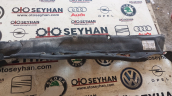 Oto Çıkma Parça / Volkswagen / Golf / Oto Cam / Ön Cam Izgarası / Çıkma Parça 