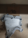 Oto Çıkma Parça / Volkswagen / Passat / Motor / Takozu & Kulağı / Çıkma Parça 