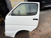 Oto Çıkma Parça / Toyota / Hiace / Kaporta & Karoser / Sol Ön Kapı / Çıkma Parça 