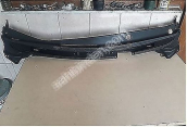 Oto Çıkma Parça / Kia / Cerato / Oto Cam / Ön Cam Izgarası / Çıkma Parça 