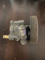 8200838037 491100246R TRAFİC MASTER 2 1.9 DİREKSİYON POMPASI 04-